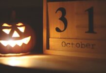 10 HAUNTING FACTS ABOUT HALLOWEEN